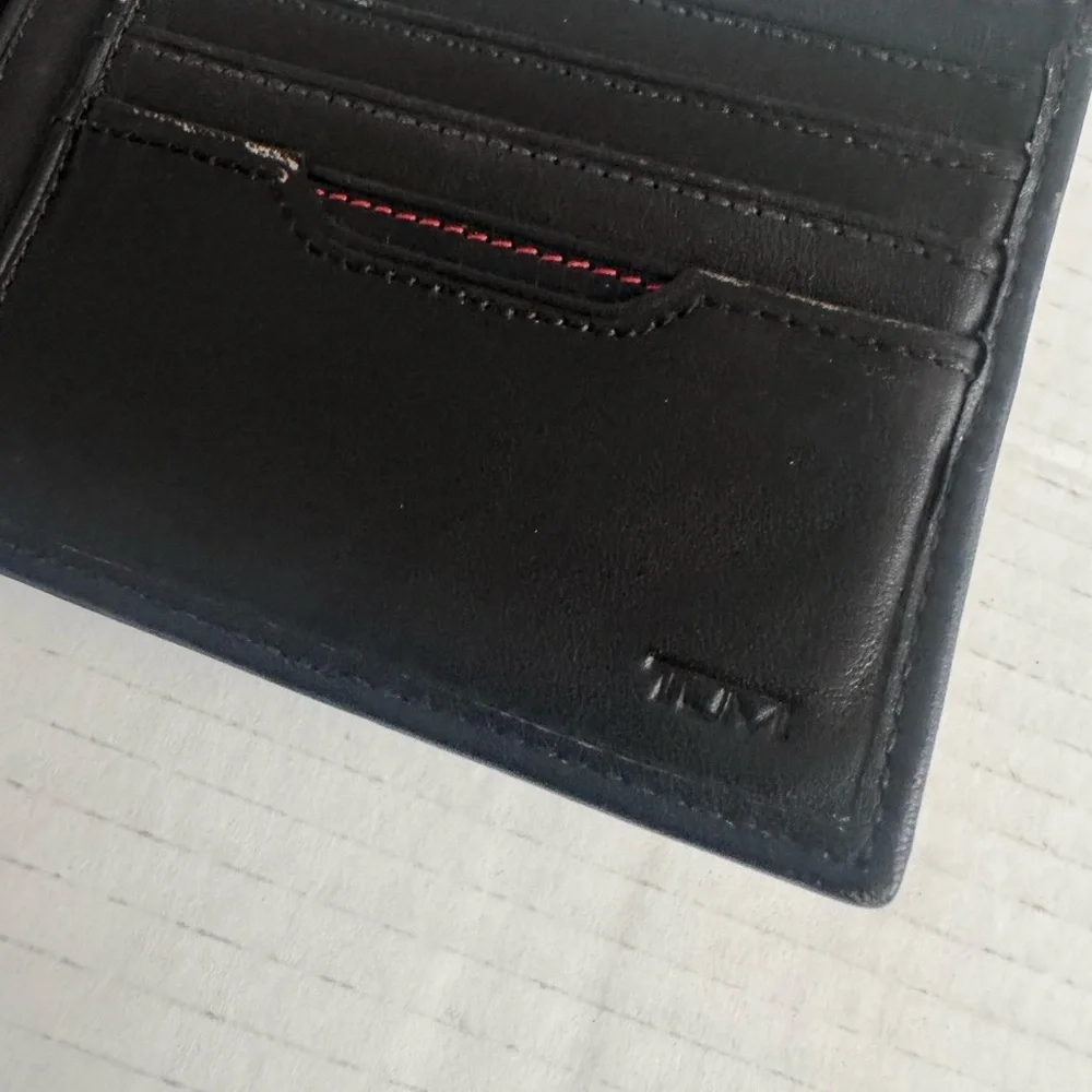 Tumi Classic Black Leather Wallet